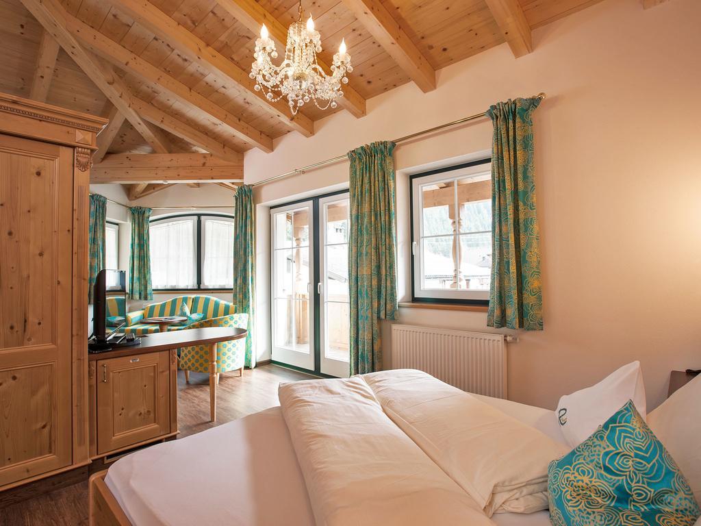 Sylvana'S Wohlfuehl Hotel Mayrhofen Buitenkant foto