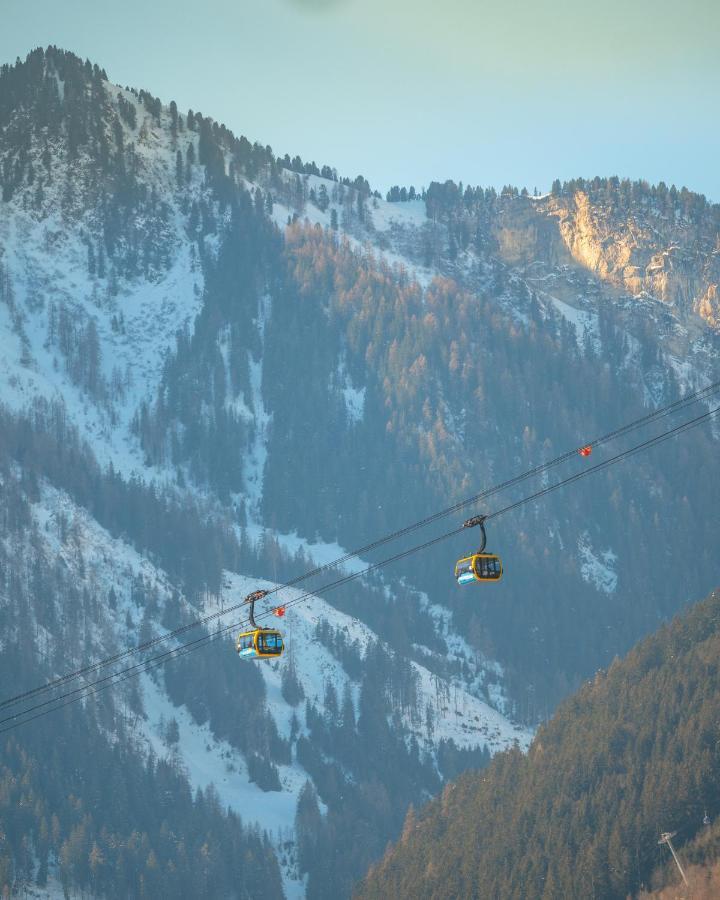 Sylvana'S Wohlfuehl Hotel Mayrhofen Buitenkant foto