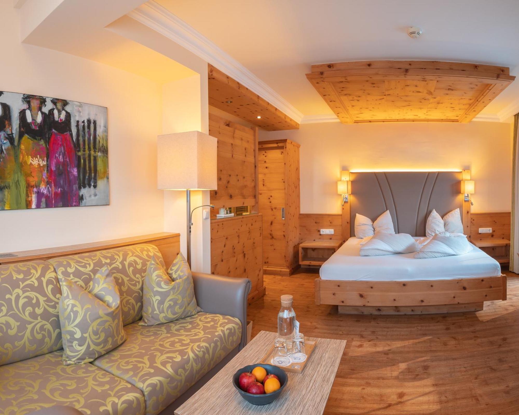 Sylvana'S Wohlfuehl Hotel Mayrhofen Buitenkant foto