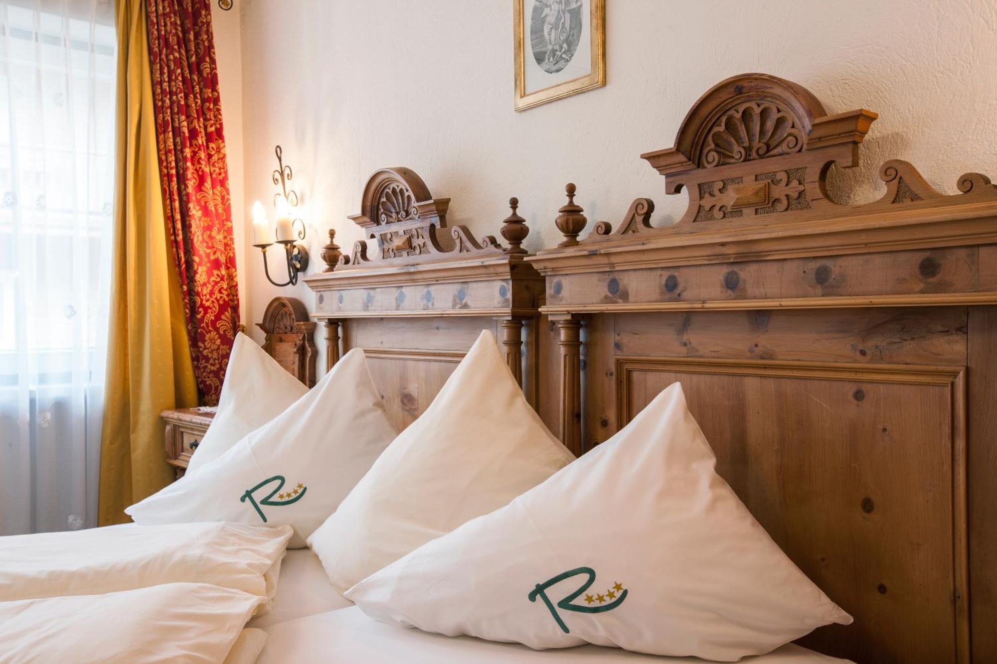 Sylvana'S Wohlfuehl Hotel Mayrhofen Buitenkant foto